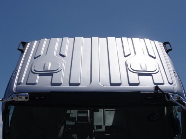 Isuzu GIGA 2017-02 8186405-14
