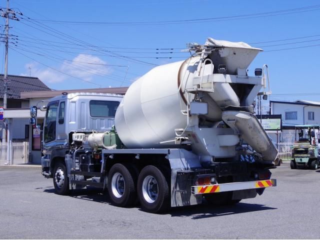 Isuzu GIGA 2017-02 8186405-2