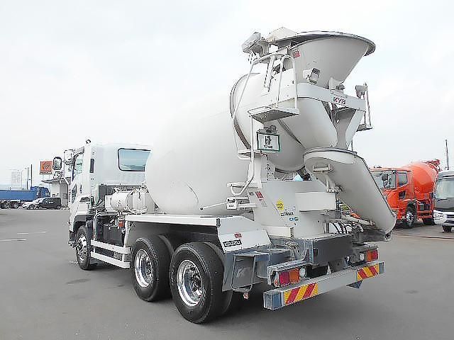Isuzu GIGA 2022-06 8186397-3