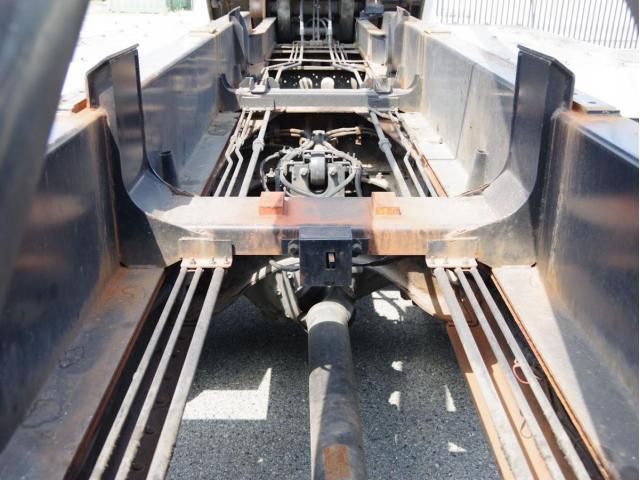 Isuzu GIGA 2018-06 8186396-9