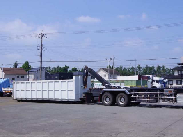Isuzu GIGA 2018-06 8186396-13