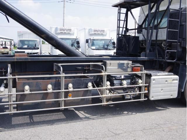 Isuzu GIGA 2018-06 8186396-15