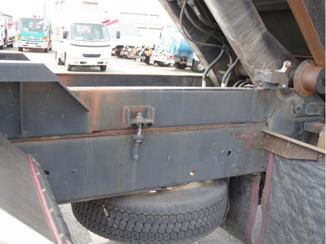 Isuzu GIGA 2018-06 8186396-5