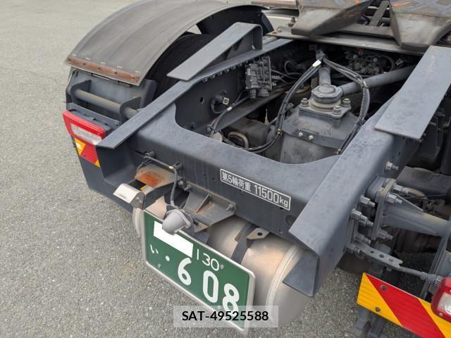 Isuzu GIGA 2024-07 8230174-19