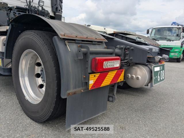 Isuzu GIGA 2024-07 8230174-4