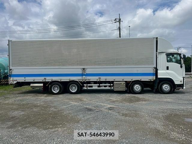 Isuzu GIGA 2017-12 8230178-4