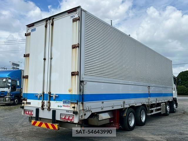 Isuzu GIGA 2017-12 8230178-5