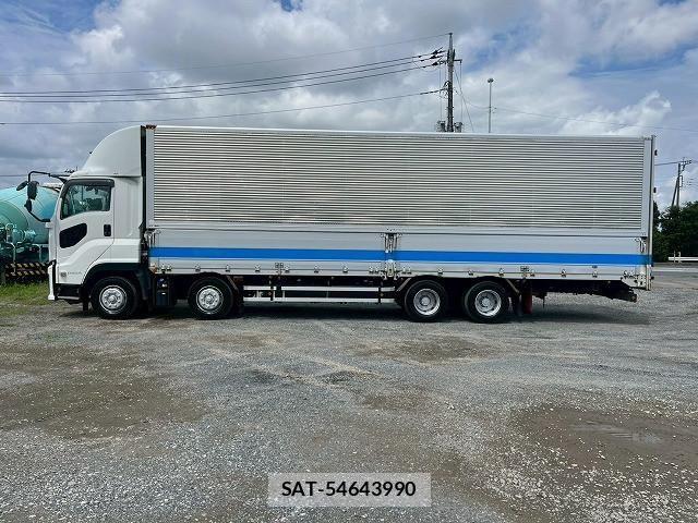Isuzu GIGA 2017-12 8230178-8