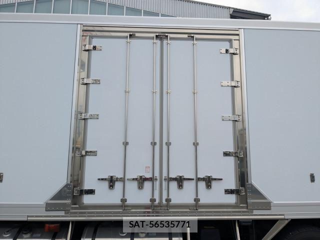 Isuzu GIGA 2024-05 8230169-16
