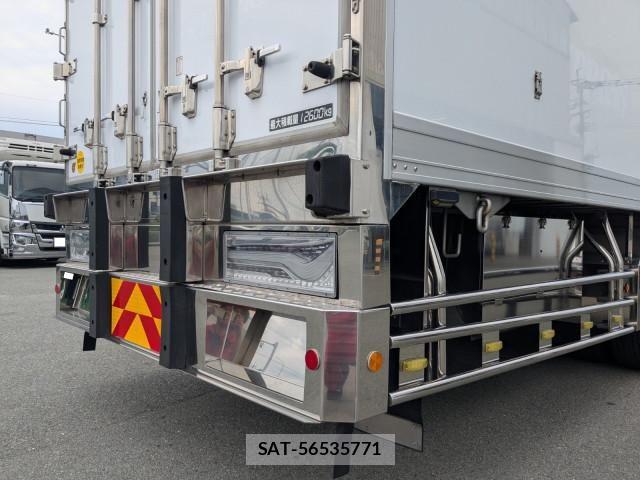 Isuzu GIGA 2024-05 8230169-5