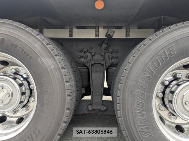 Isuzu GIGA 2024-05 8230170-17