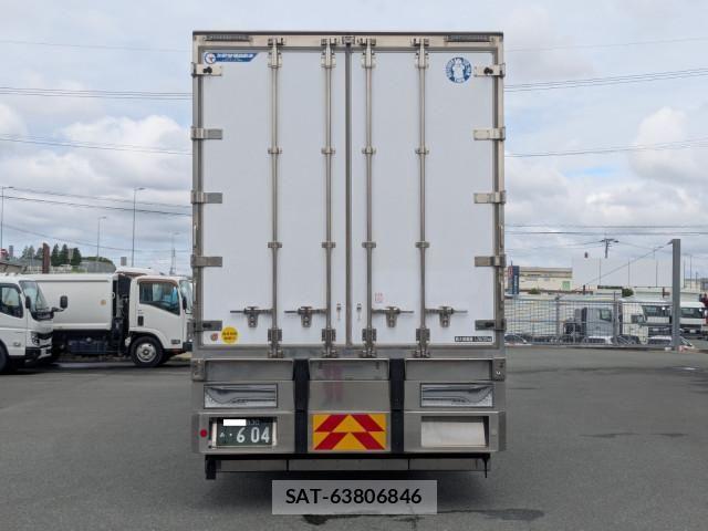 Isuzu GIGA 2024-05 8230170-6