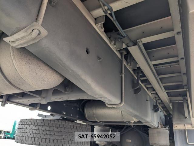 Isuzu GIGA 2014-05 8230179-23