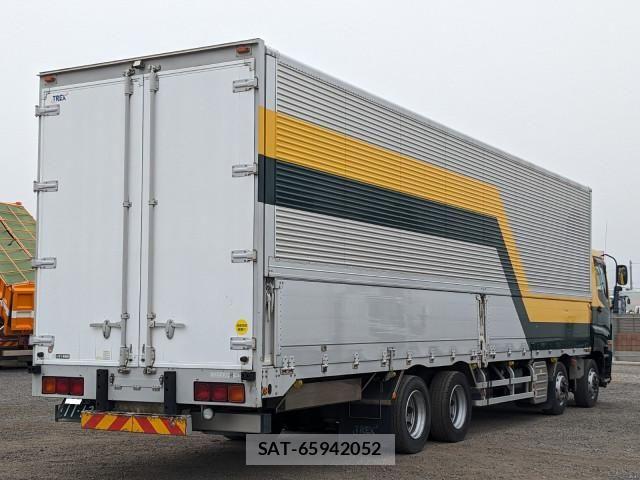 Isuzu GIGA 2014-05 8230179-3