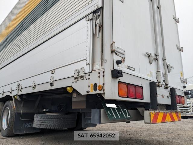 Isuzu GIGA 2014-05 8230179-6