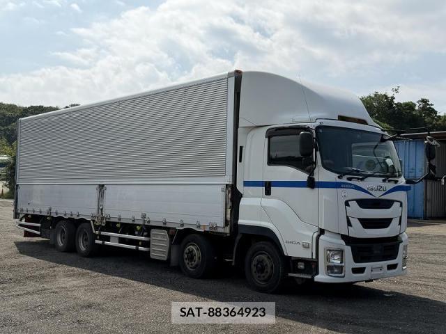 Isuzu GIGA 2016-02 8245276-7