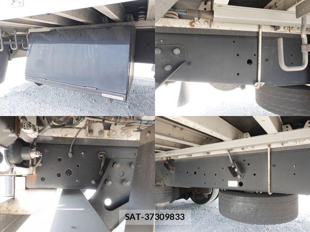 Isuzu GIGA 2016-07 8245274-16