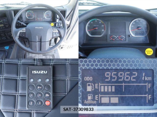 Isuzu GIGA 2016-07 8245274-20