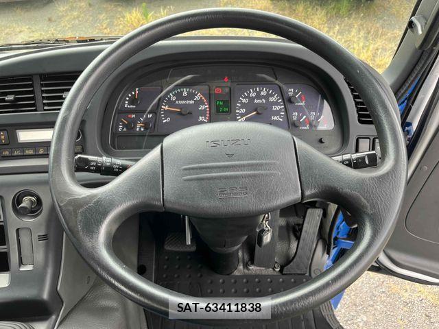 Isuzu GIGA 2016-03 8245275-20