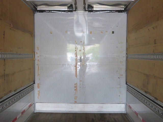 Isuzu GIGA 2018-12 8311128-9