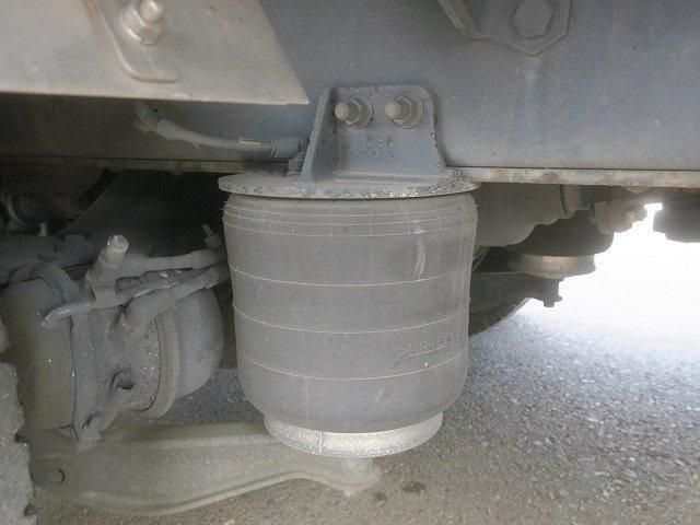 Isuzu GIGA 2018-12 8311128-13