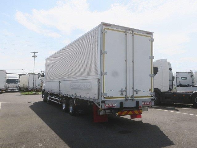 Isuzu GIGA 2018-12 8311128-3