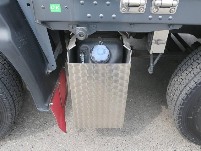 Isuzu GIGA 2018-07 8311126-10