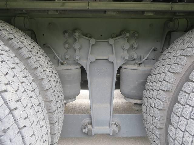 Isuzu GIGA 2018-07 8311126-12