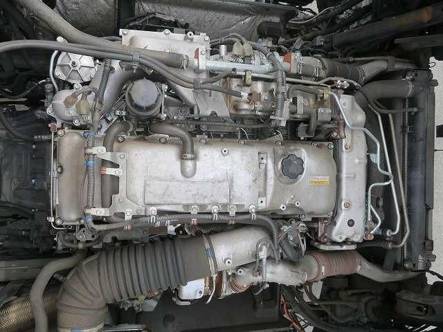 Isuzu GIGA 2018-07 8311126-13