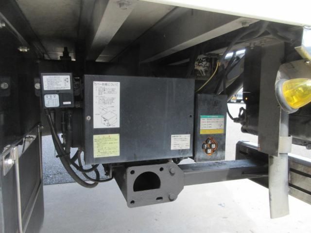 Isuzu GIGA 2018-03 8331937-23