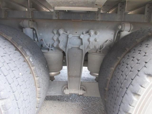 Isuzu GIGA 2018-03 8331937-25