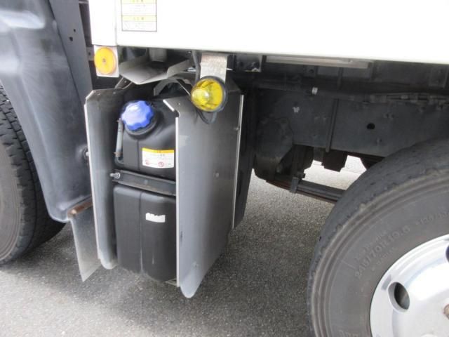 Isuzu GIGA 2018-03 8331937-28