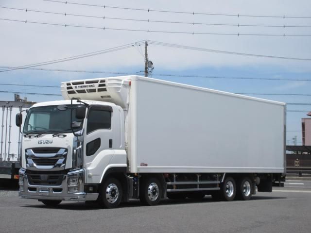 Isuzu GIGA 2018-03 8331937-3