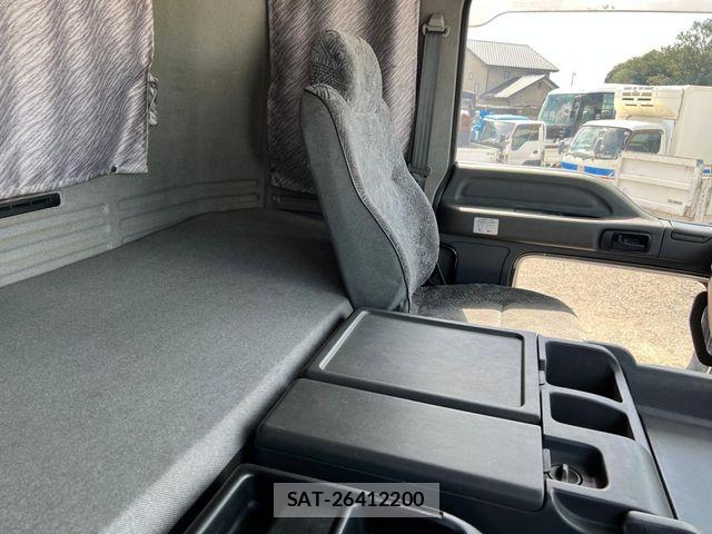 Isuzu GIGA 2000-12 8335962-11