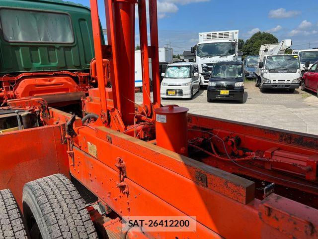 Isuzu GIGA 2000-12 8335962-22