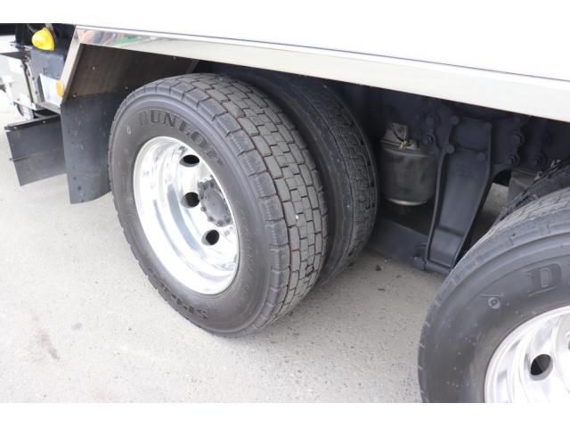 Isuzu GIGA 2016-05 8331936-14
