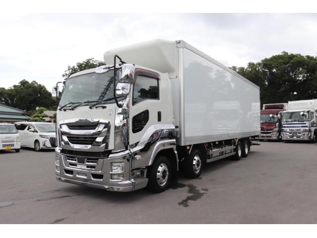 Isuzu GIGA 2016-05 8331936-2