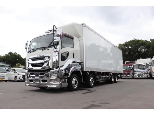 Isuzu GIGA 2016-05 8331936-3