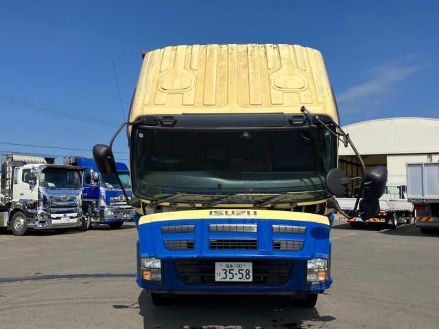 Isuzu GIGA 2012-05 8331940-24