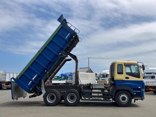 Isuzu GIGA 2012-05 8331940-5