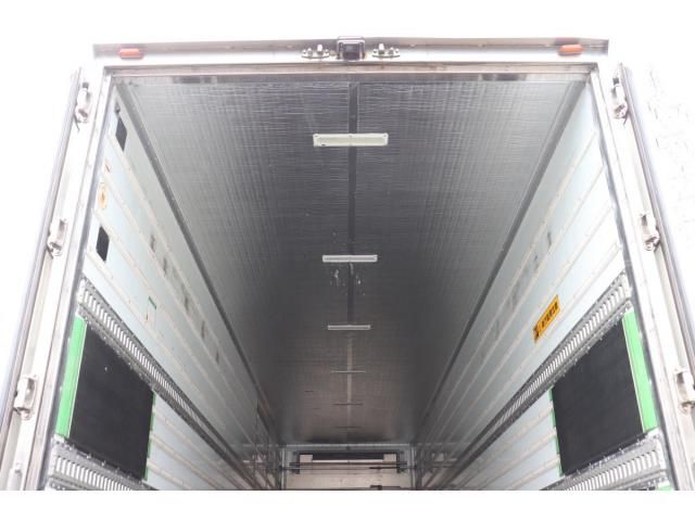 Isuzu GIGA 2015-12 8331939-10