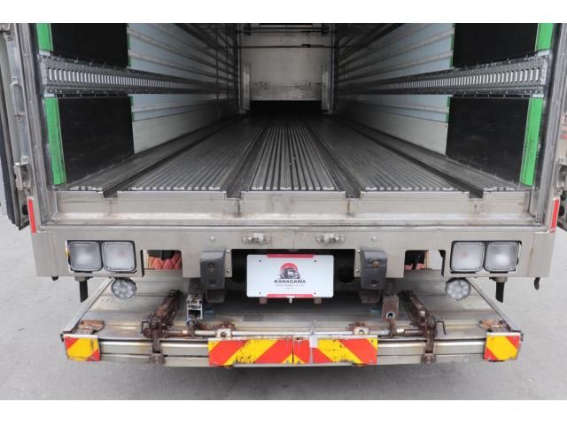 Isuzu GIGA 2015-12 8331939-12