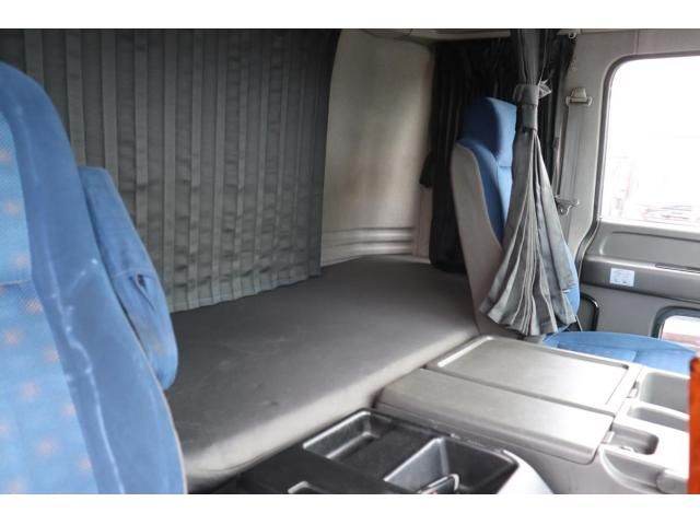 Isuzu GIGA 2015-12 8331939-20