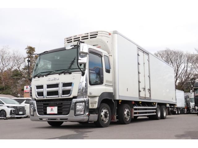Isuzu GIGA 2015-12 8331939-6