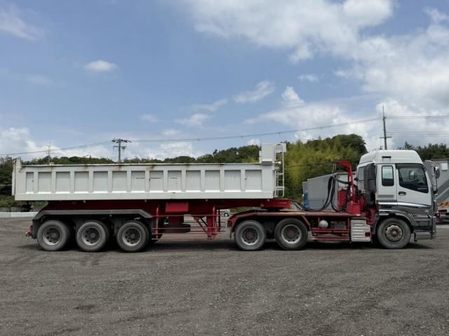 Isuzu GIGA 2015-01 8331935-9
