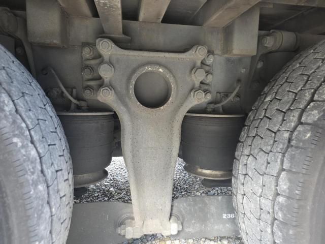 Isuzu GIGA 2008-01 8331942-18