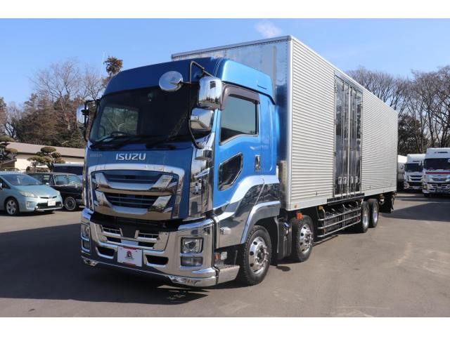 Isuzu GIGA 2020-09 8331931-0