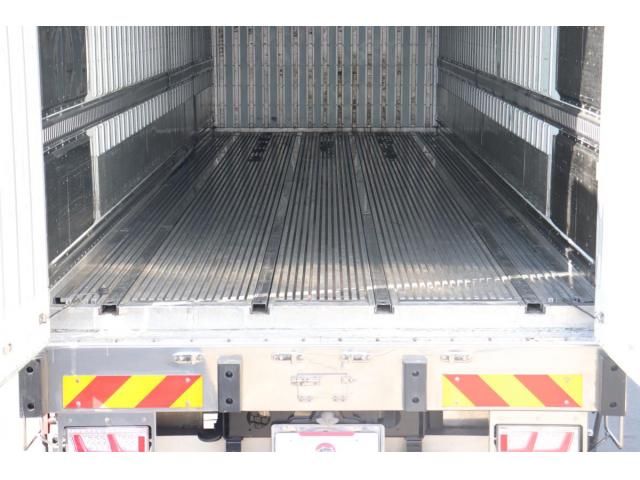 Isuzu GIGA 2020-09 8331931-12