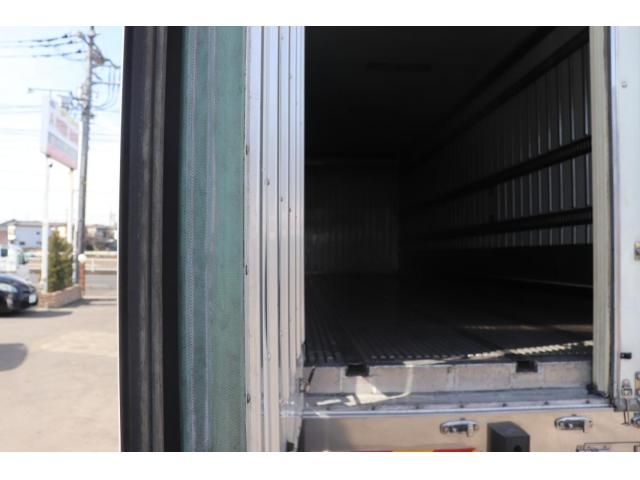 Isuzu GIGA 2020-09 8331931-21