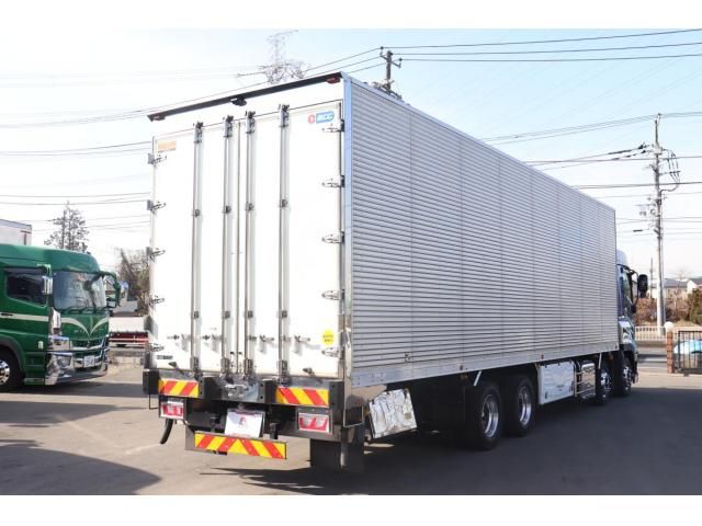 Isuzu GIGA 2020-09 8331931-3